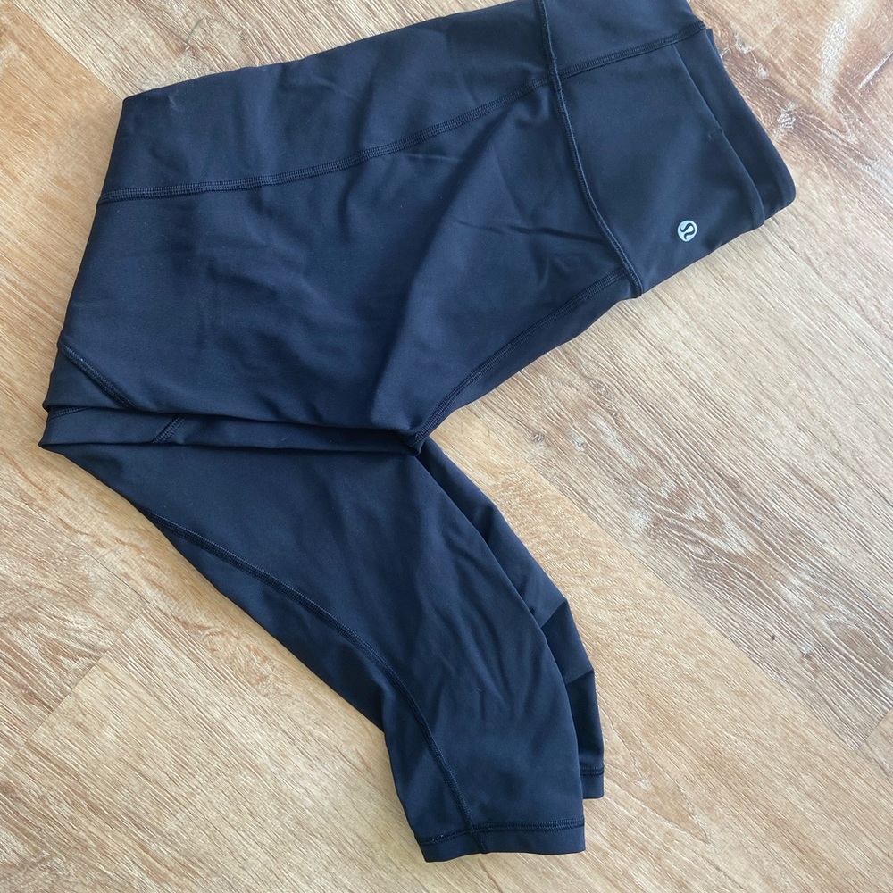 Lululemon Run Tempo Cropped Leggings